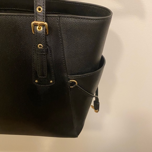 Michael Kors Large Handbag - Picture 4 of 9